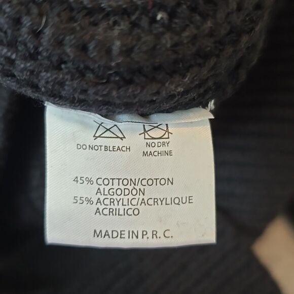 Brandy Melville Black Crewneck Sweater. Classic Cable Knit, One Size. Great Cond - Picture 6 of 7